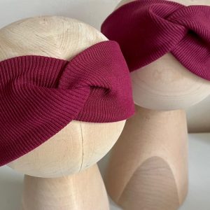 Bordowa opaska twist